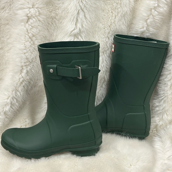 Hunter Classic Dark Green Boots - Picture 3 of 7